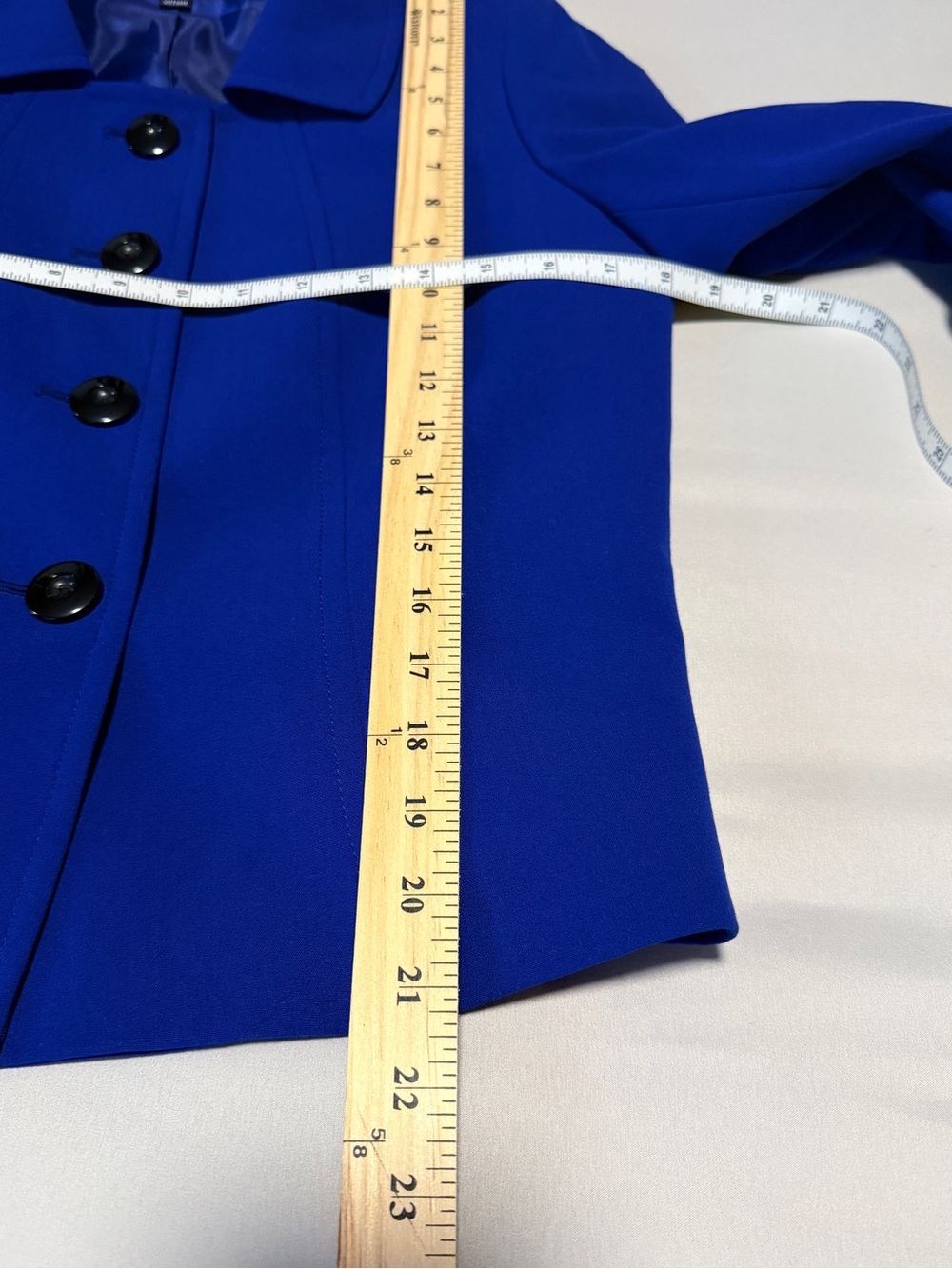 Tahari Cobalt Blue Cropped Button Jacket - Picture 5 of 6